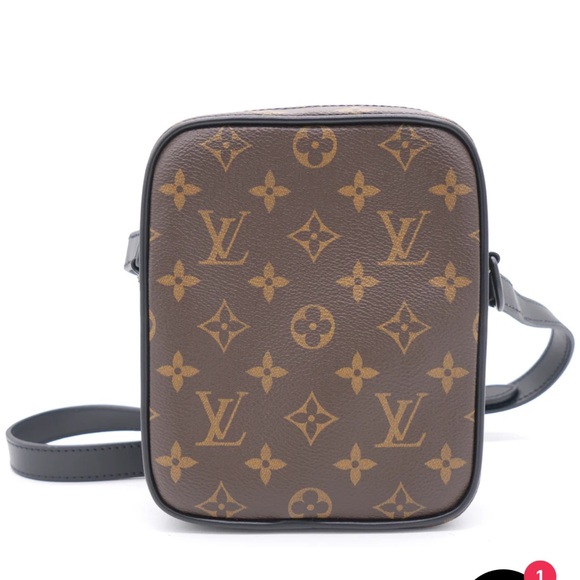 Louis Vuitton Christopher wearable wallet - Picture 6 of 9